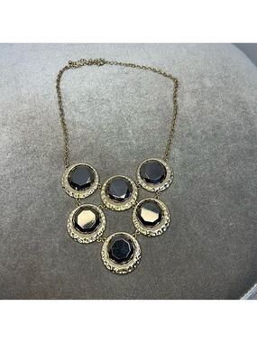 BLACK good-tone hammered round circular bib necklace